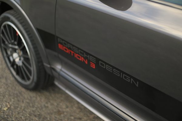 5M8A3277