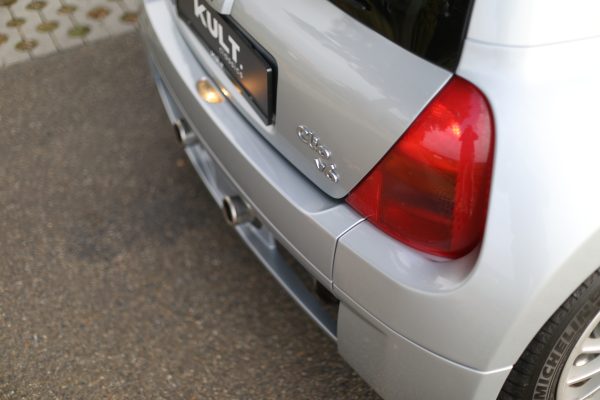 5M8A3985